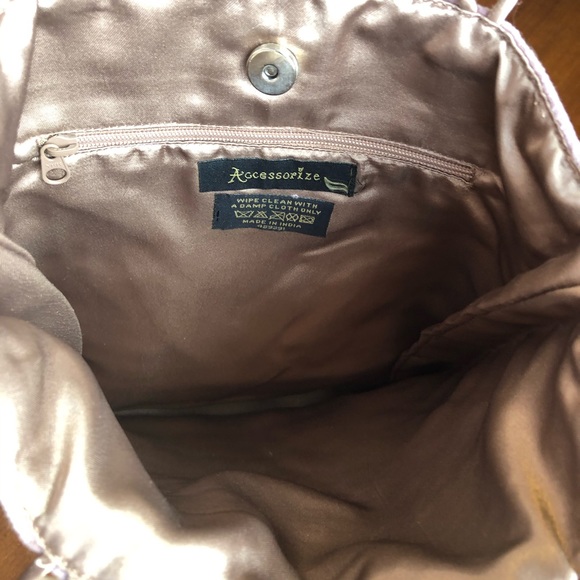 Velvet Handbag with Acrylic Handles, Lace, Sequins - Picture 4 of 5